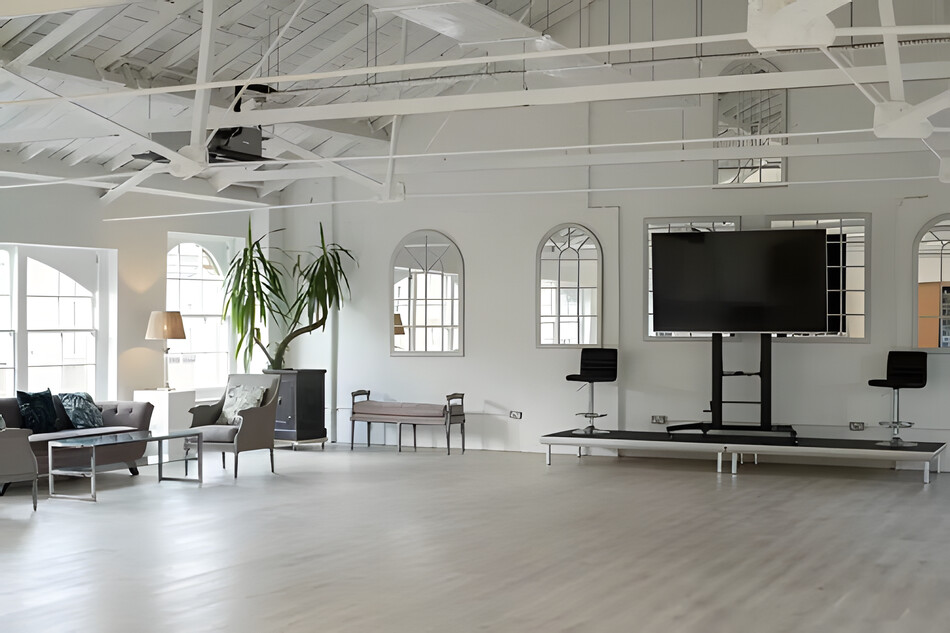 Hire A White Loft Venue in Hoxton