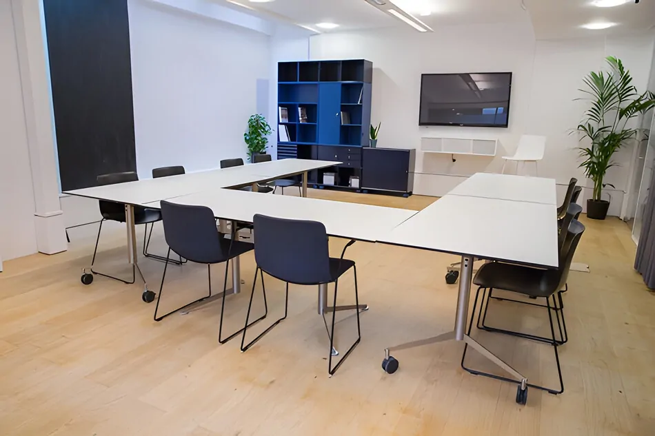 space-and-icons-venue-hire_green-room