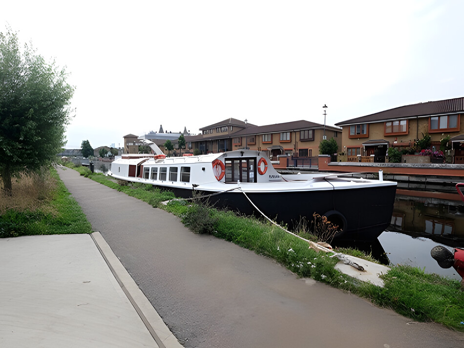 Book St Columba Boat Venue East London - Best Venues London