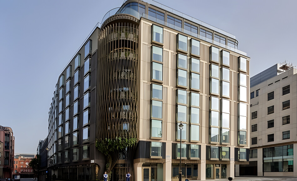 New Luxury Hotel in London 2024