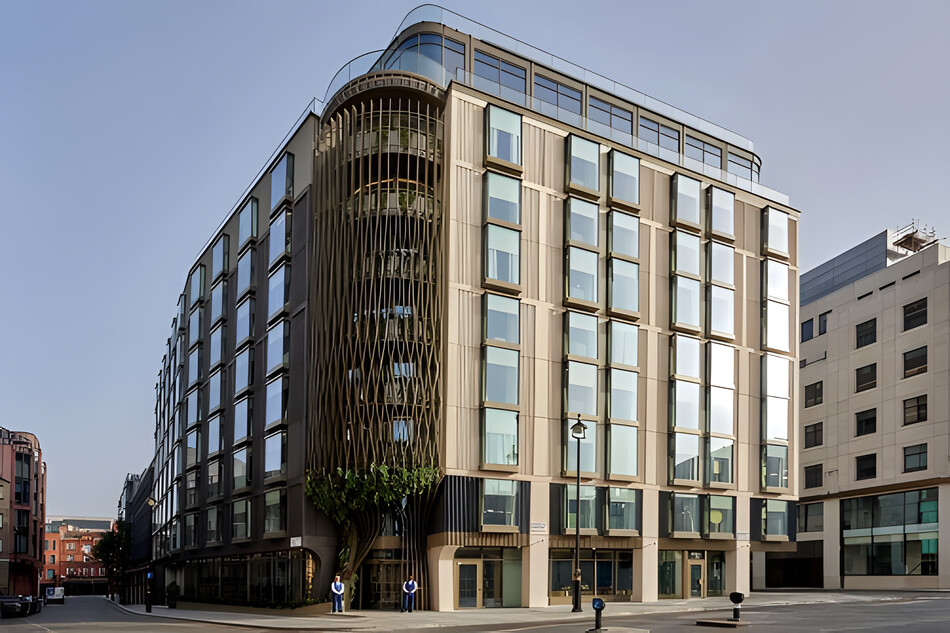 New Luxury Hotel in London 2024