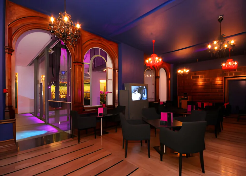 cartier_room