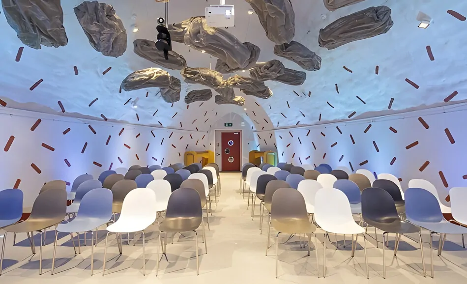 Neuron Pod Interior